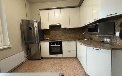 Сдаётся 2КК, 3 мин от метро Москва Защитников Москвы проспект